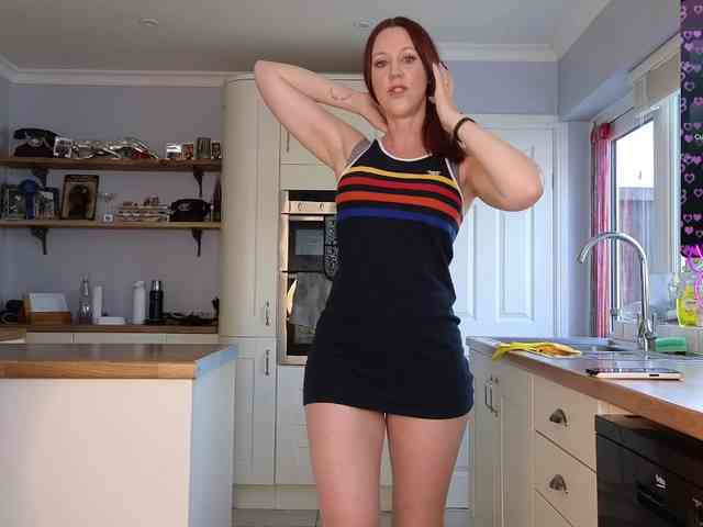 stripmequick's sex show image