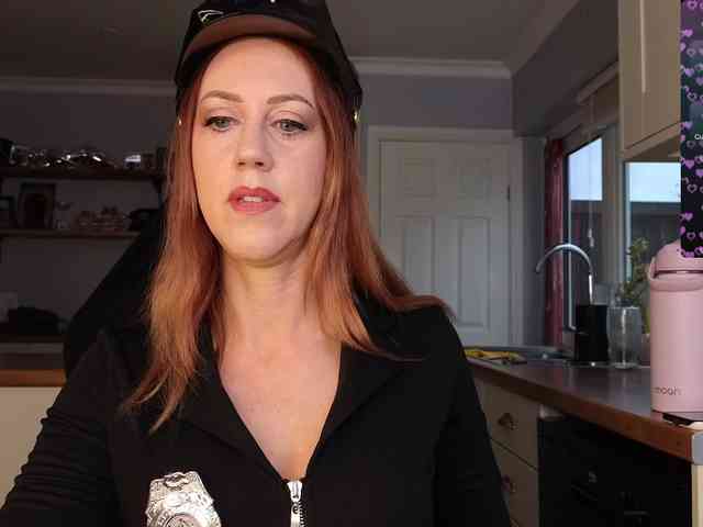 stripmequick's sex show image