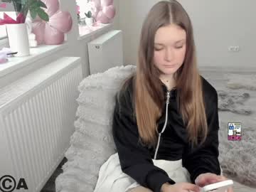 Изображение секс-шоу модели elina_x Изображение секс-шоу модели elina_x