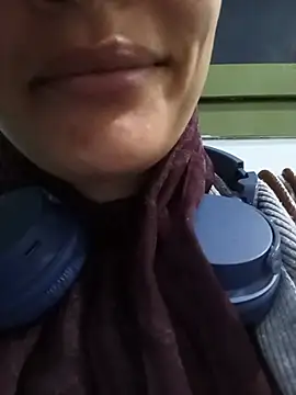 MisyonerNur's sex show image
