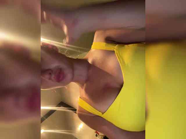 Изображение секс-шоу модели EmmylieMorris Изображение секс-шоу модели EmmylieMorris