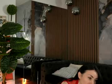 sportymilfx's sex show image