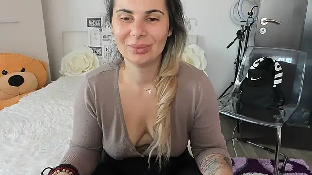 sweetemy4u's sex show image sweetemy4u's sex show image