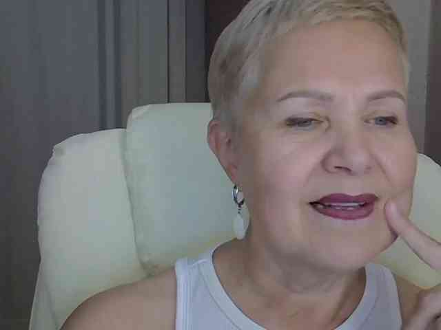 Изображение секс-шоу модели IFannyLove