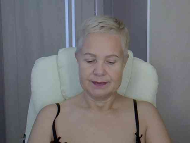 IFannyLove's sex show image