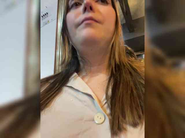 Изображение секс-шоу модели karlacortes1