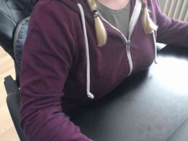 Celina-Rose's sex show image Celina-Rose's sex show image