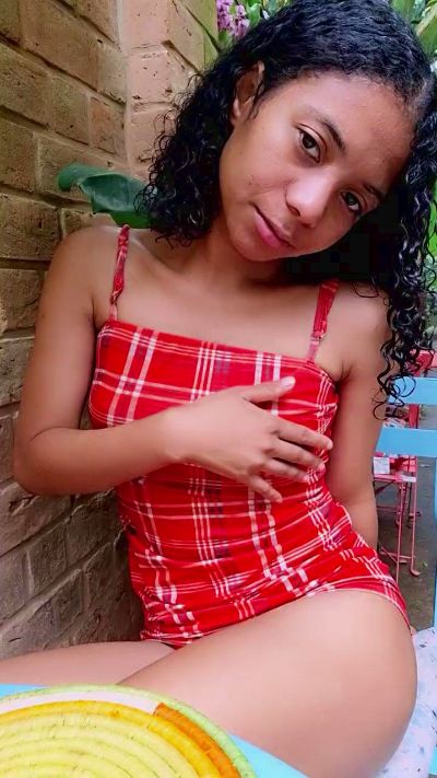 NickiFrenchy's sex show image