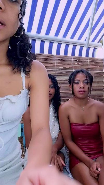 NickiFrenchy's sex show image