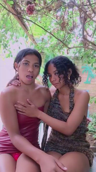 NickiFrenchy's sex show image