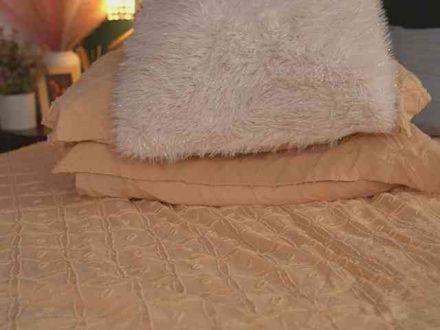 alyonaqueen's sex show image