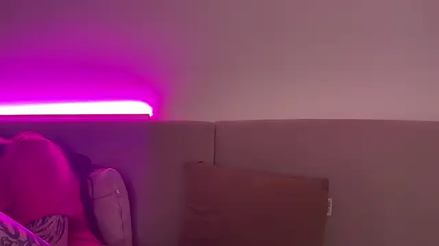 AlmaryKim's sex show image