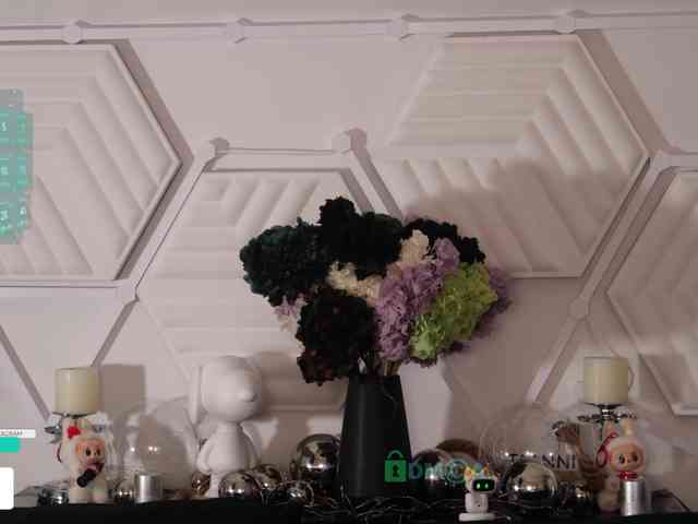 Taanni's sex show image