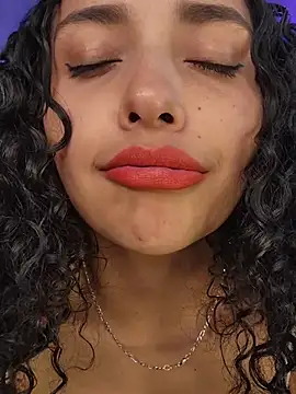 Lucy_Marin's sex show image