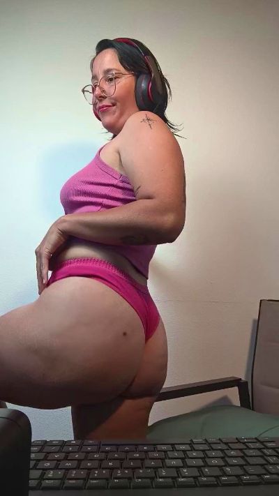 mahina84_'s sex show image