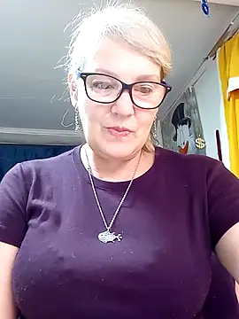 irinamaux's sex show image