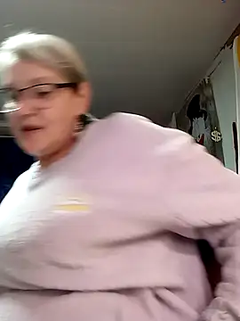 irinamaux's sex show image