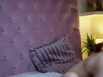 maiamini's sex show image