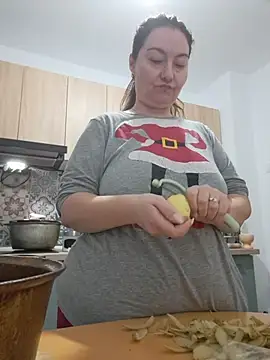 SpoilHerThick's sex show image