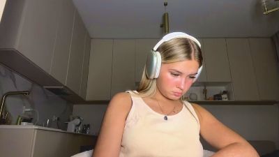 RubyeStrande's sex show image