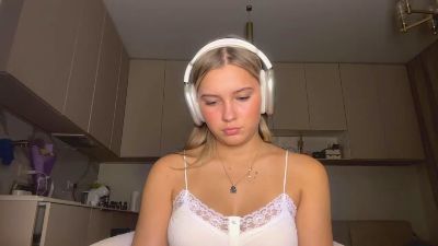 RubyeStrande's sex show image