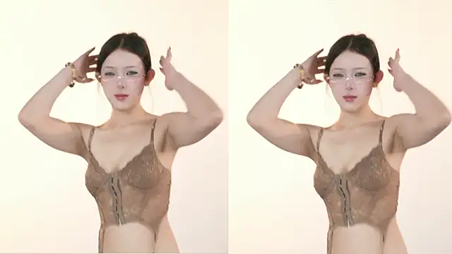 MHe-002's sex show image MHe-002's sex show image