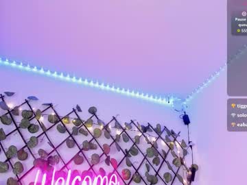 anais_as's sex show image