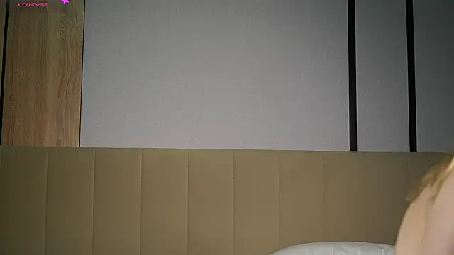 elusiveksu_'s sex show image