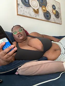 SexyHugeblackTitties's sex show image