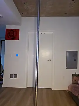 DAISYNOBEL's sex show image DAISYNOBEL's sex show image