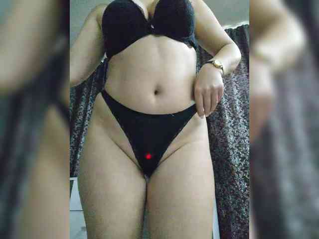 Lalili's sex show image