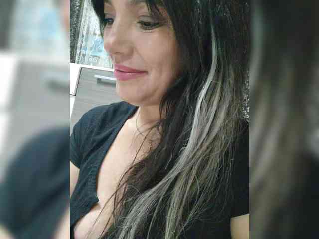 Lalili's sex show image