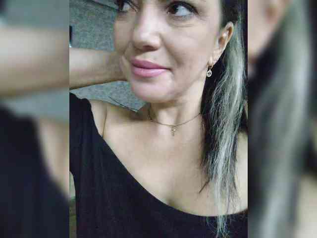 Lalili's sex show image