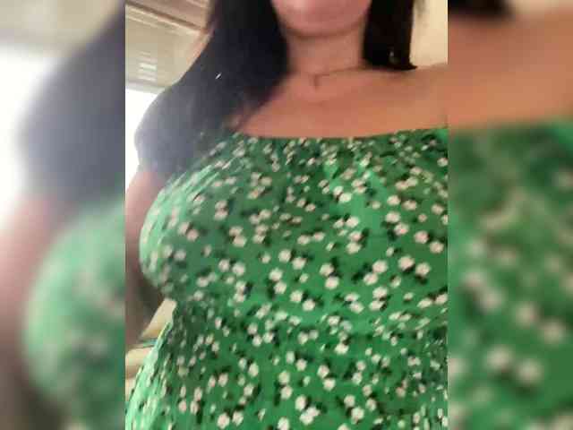 Lalili's sex show image