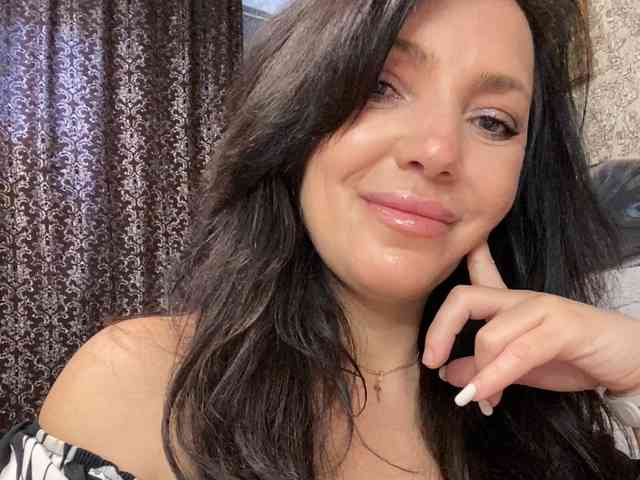 Lalili's sex show image