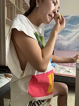 okgirl_23's sex show image