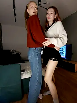 caressyourself's sex show image