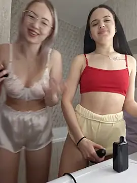 caressyourself's sex show image