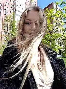 caressyourself's sex show image