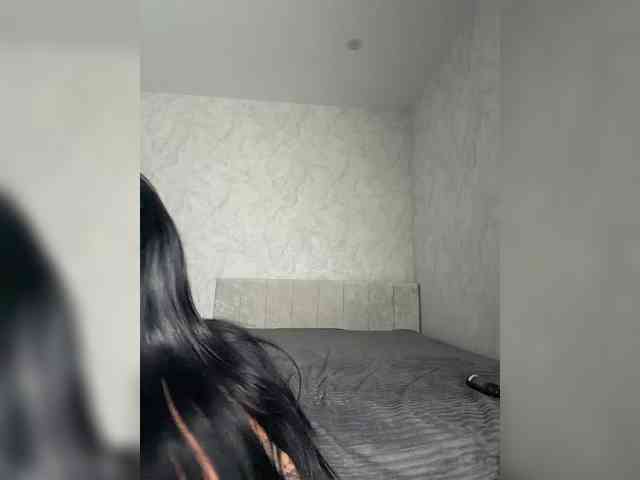 VikiKiss's sex show image