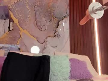 centaurigirls's sex show image