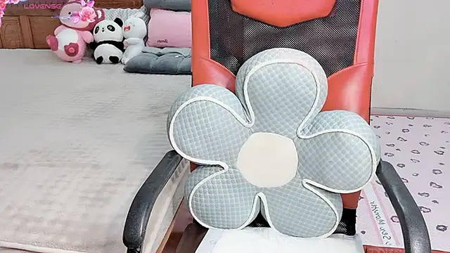 Nabbi_Trinh's sex show image