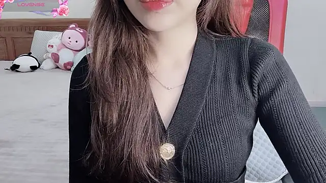 Nabbi_Trinh's sex show image