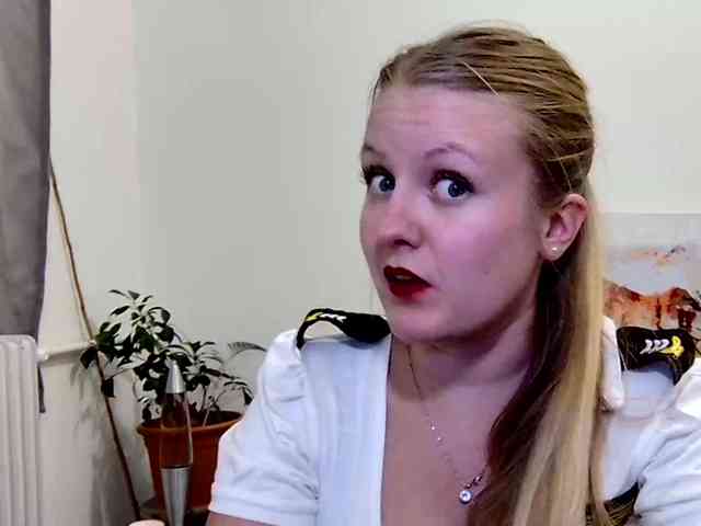 Sexshow-Bild von xmileygreyx