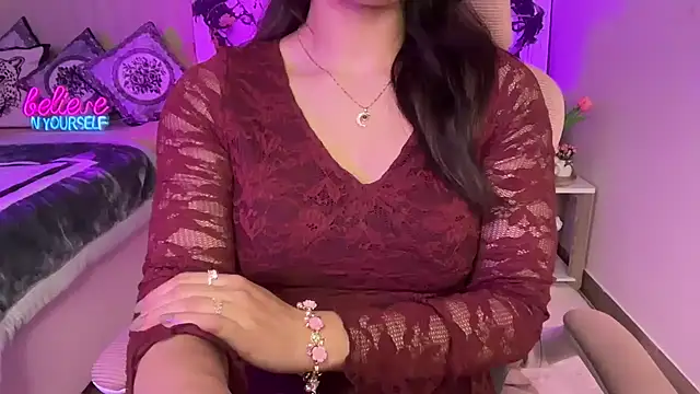 Laila_on_Fire's sex show image Laila_on_Fire's sex show image