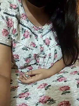 Sravvi499's sex show image Sravvi499's sex show image