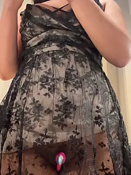 ScarletAss's sex show image