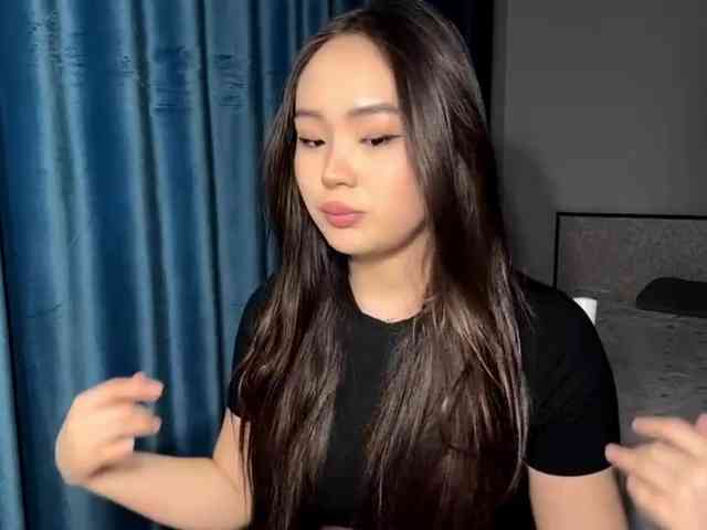 LatrishaAltigs's sex show image