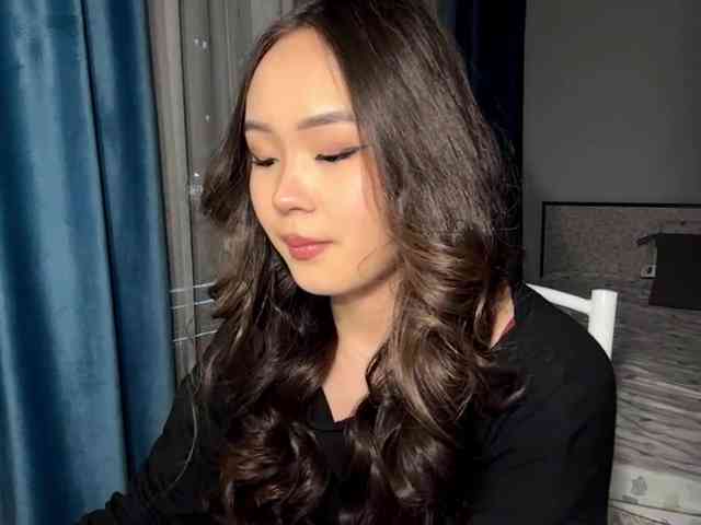 LatrishaAltigs's sex show image