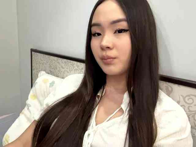 LatrishaAltigs's sex show image